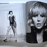 Подарочный Фотоальбом Two Million Miles by Andrew Macpherson варинант исполнения - 8 | Loft Concept во Владивостоке