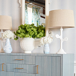 Настольная лампа с белым каркасом и тканевым абажуром Natural Stems варинант исполнения - 3 | Loft Concept во Владивостоке