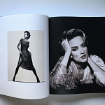 Подарочный Фотоальбом Two Million Miles by Andrew Macpherson варинант исполнения - 6 | Loft Concept во Владивостоке