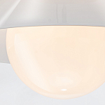 Потолочный светильник в форме конуса с белым шарообразным плафоном Quintiesse варинант исполнения - 3 | Loft Concept во Владивостоке