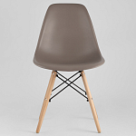 Пластиковый стул на ножках из массива бука Eames Cappuccino варинант исполнения - 3 | Loft Concept во Владивостоке