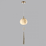 Подвесной светильник с шарообразным плафоном из белого стекла с подвеской из камня и кисточкой Agatelle варинант исполнения - 4 | Loft Concept во Владивостоке