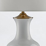 Настольная лампа белого цвета с фарфоровым основанием и латунными акцентами и тканевым абажуром Currey & Company варинант исполнения - 3 | Loft Concept во Владивостоке