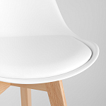 Стул с основой из пластика и мягким сиденьем Arvika White варинант исполнения - 7 | Loft Concept во Владивостоке