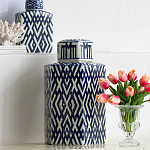 Ваза с крышкой и графическим узором в сине-белых цветах Blue & White Ornament  варинант исполнения - 6 | Loft Concept во Владивостоке