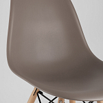 Пластиковый стул на ножках из массива бука Eames Cappuccino варинант исполнения - 7 | Loft Concept во Владивостоке