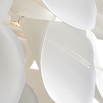 Люстра белая каплевидной формы из цветков лилии White Natural Lines варинант исполнения - 3 | Loft Concept во Владивостоке