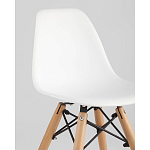 Пластиковый стул на ножках из массива бука Eames Small White варинант исполнения - 2 | Loft Concept во Владивостоке