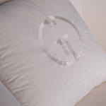 Кресло велюровое оттенка слоновой кости с простроченной спинкой Perfect Comfort варинант исполнения - 2 | Loft Concept во Владивостоке