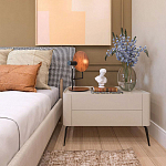 Настольная лампа с круглым деревянным отражателем и черным цилиндрическим плафоном Accord Lighting варинант исполнения - 9 | Loft Concept во Владивостоке