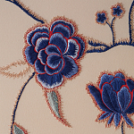 Обои с вышивкой ручной работы Flora Catherine colourway on Liso Pearl wool sateen варинант исполнения - 5 | Loft Concept во Владивостоке