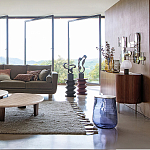 Фигурный приставной столик бордового цвета  AMORPHOUS варинант исполнения - 6 | Loft Concept во Владивостоке