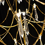 Люстра подвесная с изогнутым металлическим каркасом и множеством хрустальных подвесок Золото Диаметр 80 см Quasar варинант исполнения - 2 | Loft Concept во Владивостоке