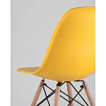 Пластиковый стул на ножках из массива бука Eames Yellow варинант исполнения - 3 | Loft Concept во Владивостоке
