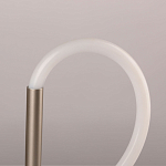 Настольная лампа белым изогнутым плафоном на круглой подставке Luke Lampco Tracer Lamp варинант исполнения - 9 | Loft Concept во Владивостоке