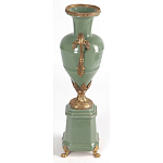 Ваза зеленого цвета из фарфора на высокой подставке с бронзовыми ручками Eden Garden porcelain and bronze варинант исполнения - 3 | Loft Concept во Владивостоке