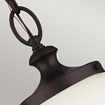 Подвесной светильник с белым стеклянным плафоном в форме шара на цепи Feiss варинант исполнения - 4 | Loft Concept во Владивостоке