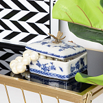 Фарфоровая шкатулка с бронзовой стрекозой Blue and White варинант исполнения - 8 | Loft Concept во Владивостоке