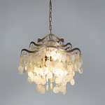 Люстра подвесная с белыми перламутровыми подвесками и изогнутыми золотистыми элементами Диаметр 50 см SHELL Chandelier варинант исполнения - 2 | Loft Concept во Владивостоке
