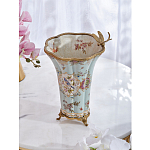 Ваза голубого цвета из фарфора с цветочным рисунком и бронзовой стрекозой Blue Garden варинант исполнения - 7 | Loft Concept во Владивостоке